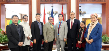 掘金集團總裁梁輝拜訪印尼使館，與周浩黎大使閣下共同商討克林泰爾項目
